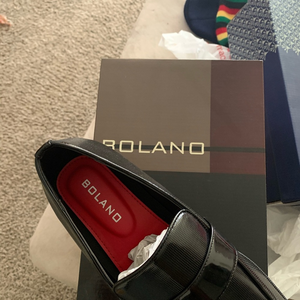Shoes - Picture 3 of 4